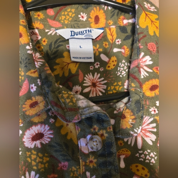 Duluth Button-up - Picture 2 of 2
